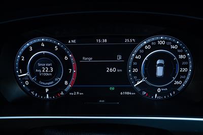 2018 Volkswagen Tiguan - Thumbnail