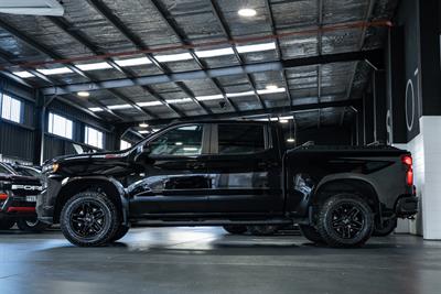 2022 Chevrolet Silverado - Thumbnail