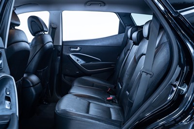 2017 Hyundai Santa Fe - Thumbnail