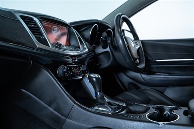 2016 Holden Commodore - Thumbnail