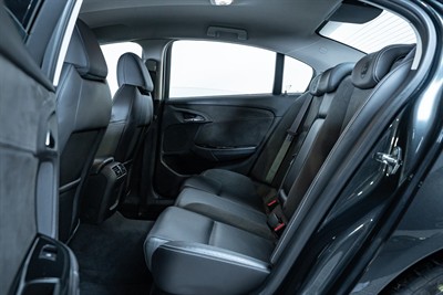 2017 Holden HSV - Thumbnail