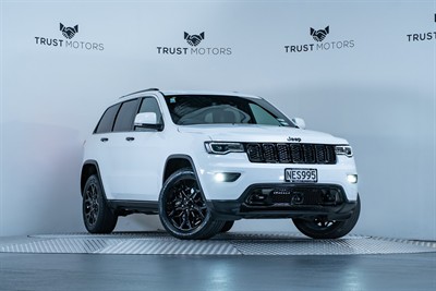 2020 Jeep Grand Cherokee - Thumbnail