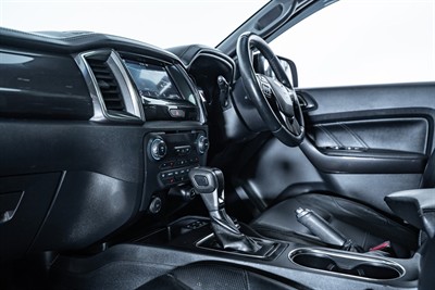 2019 Ford Everest - Thumbnail
