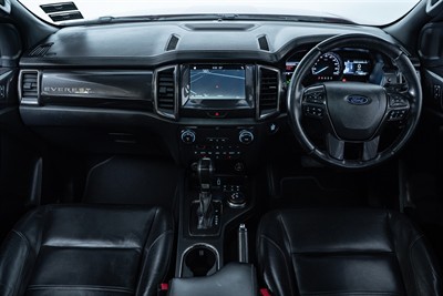 2019 Ford Everest - Thumbnail