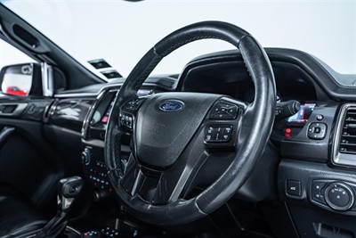 2019 Ford Everest - Thumbnail