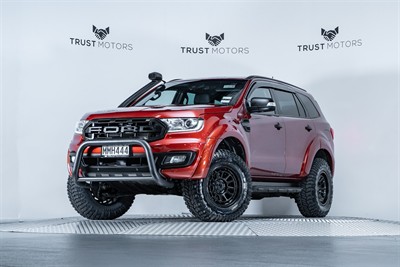 2019 Ford Everest - Thumbnail