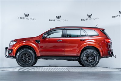 2019 Ford Everest - Thumbnail