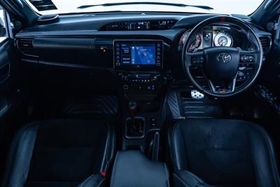 2023 Toyota Hilux - Thumbnail