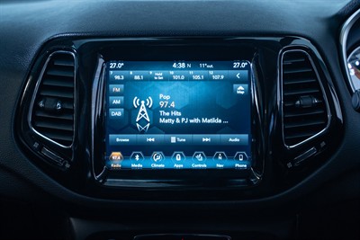 2020 Jeep Compass - Thumbnail