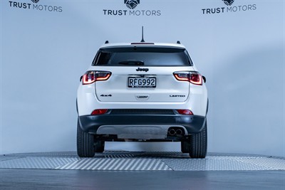 2020 Jeep Compass - Thumbnail