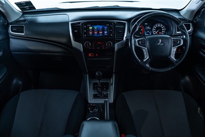 2021 Mitsubishi Triton - Thumbnail