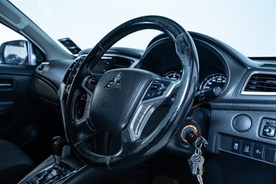 2021 Mitsubishi Triton - Thumbnail