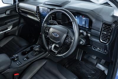 2023 Ford Everest - Thumbnail