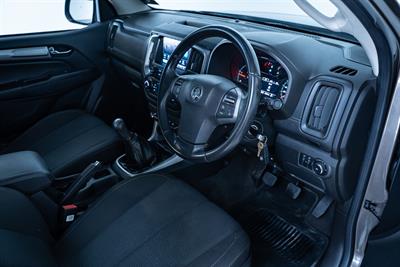 2017 Holden Colorado - Thumbnail