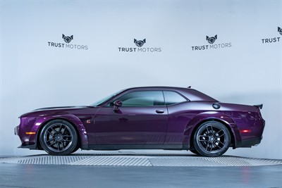 2020 Dodge Challenger - Thumbnail
