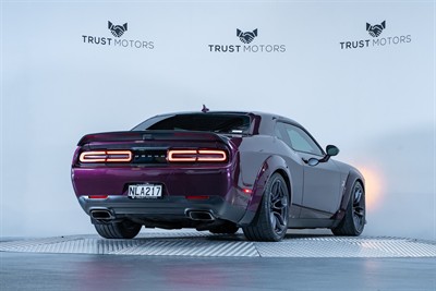 2020 Dodge Challenger - Thumbnail