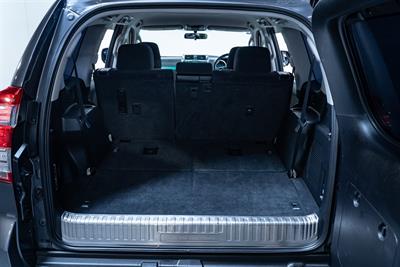2015 Toyota Landcruiser Prado - Thumbnail