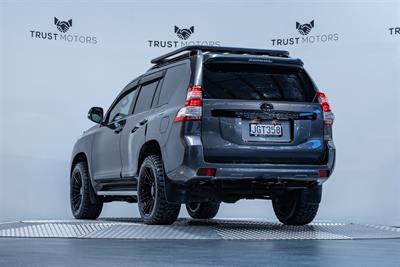 2015 Toyota Landcruiser Prado - Thumbnail