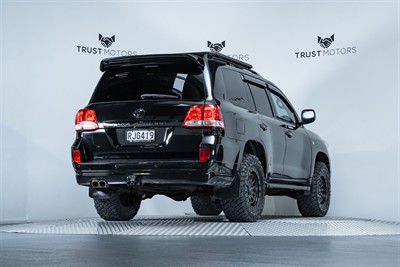 2009 Toyota Landcruiser - Thumbnail