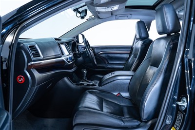 2015 Toyota Highlander - Thumbnail