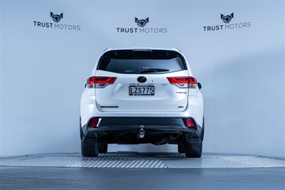 2019 Toyota Highlander - Thumbnail