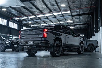 2023 Chevrolet Silverado - Thumbnail