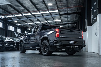 2023 Chevrolet Silverado - Thumbnail