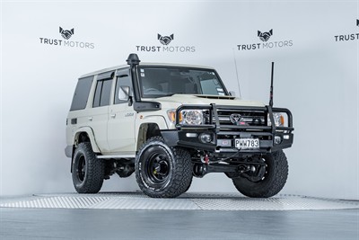 2023 Toyota Landcruiser - Image Coming Soon