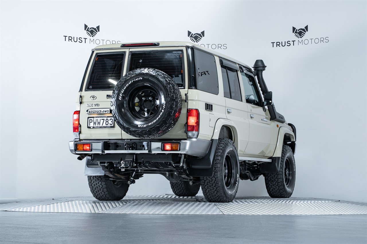 2023 Toyota Landcruiser