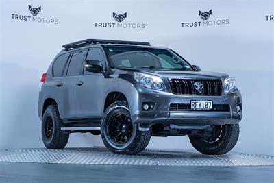 2012 Toyota Landcruiser Prado - Thumbnail