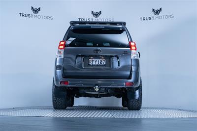 2012 Toyota Landcruiser Prado - Thumbnail