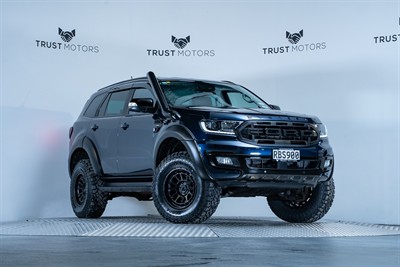 2020 Ford Everest - Thumbnail