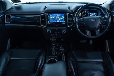 2020 Ford Everest - Thumbnail