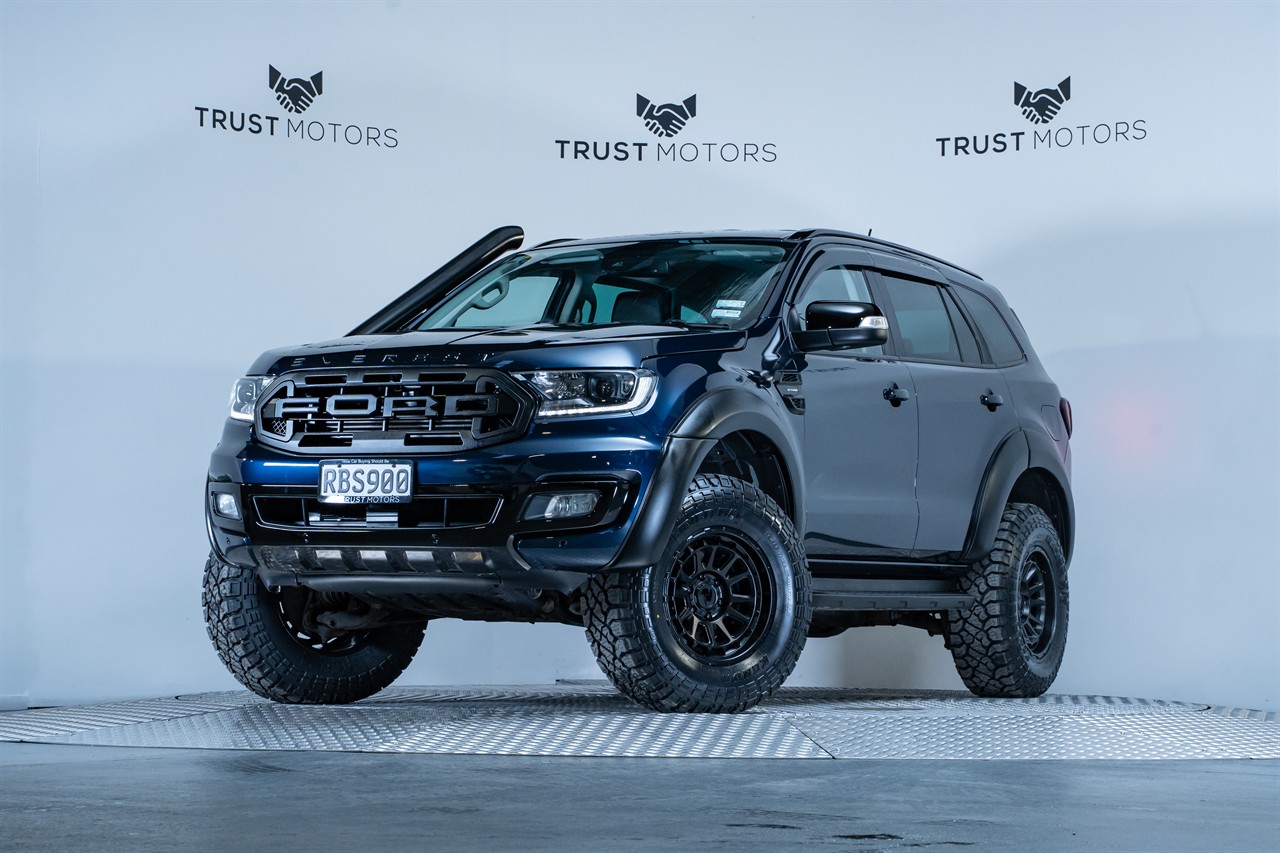 2020 Ford Everest
