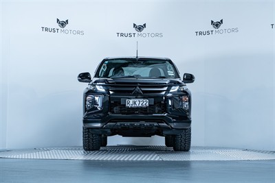 2021 Mitsubishi Triton - Thumbnail