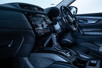 2021 Nissan X-Trail - Thumbnail