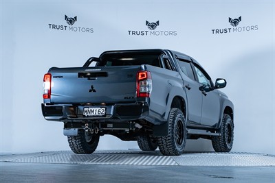 2019 Mitsubishi Triton - Thumbnail