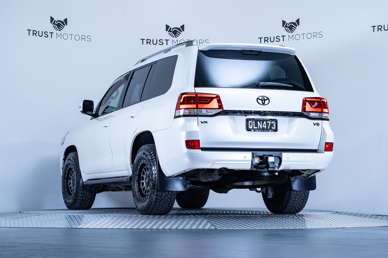 2020 Toyota Landcruiser
