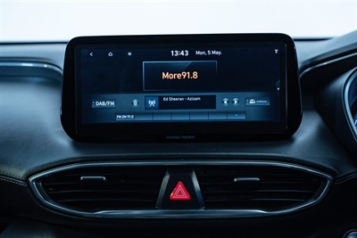2021 Hyundai Santa Fe - Thumbnail