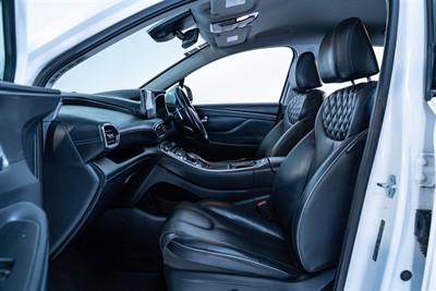 2021 Hyundai Santa Fe - Thumbnail