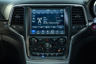 2019 Jeep Grand Cherokee - Thumbnail