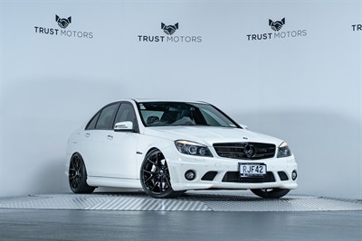 2010 Mercedes-Benz C 63 - Thumbnail