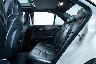 2010 Mercedes-Benz C 63 - Thumbnail