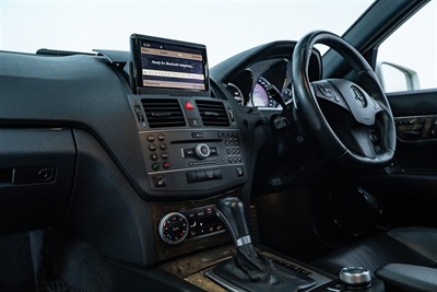2010 Mercedes-Benz C 63 - Thumbnail