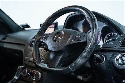 2010 Mercedes-Benz C 63 - Thumbnail