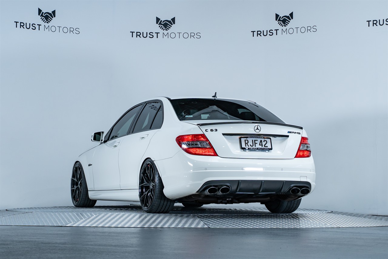2010 Mercedes-Benz C 63