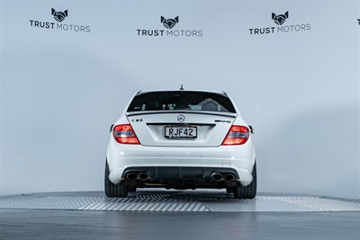 2010 Mercedes-Benz C 63 - Thumbnail