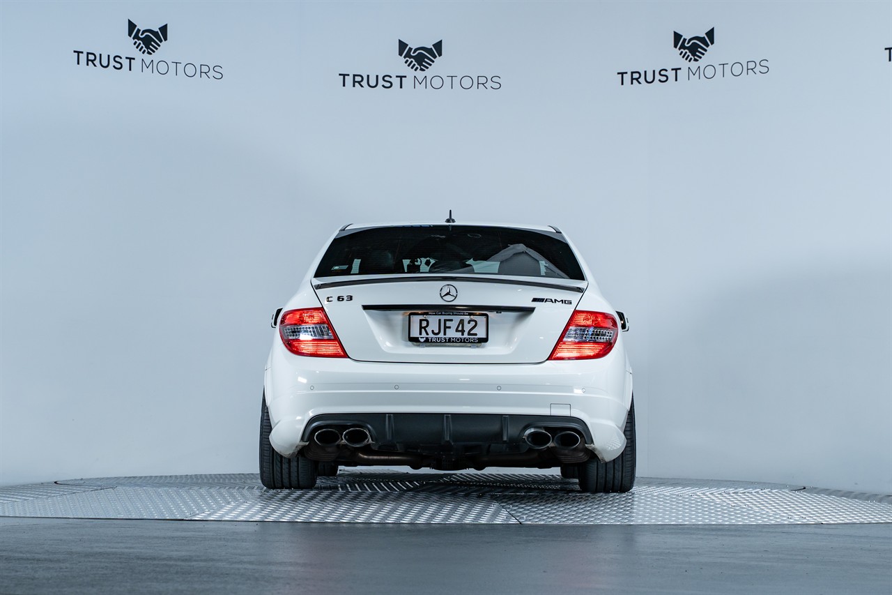 2010 Mercedes-Benz C 63