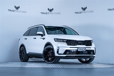 2022 Kia Sorento - Image Coming Soon