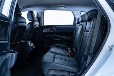 2022 Kia Sorento - Thumbnail
